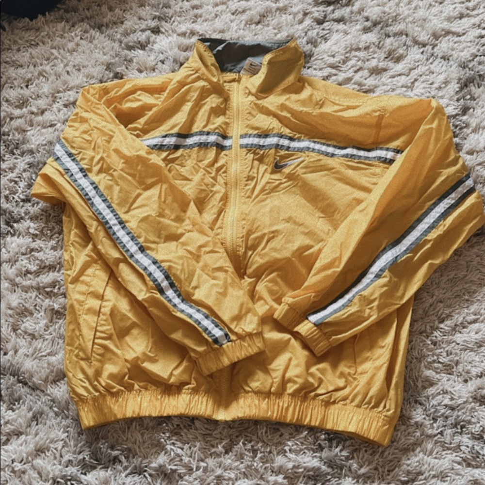 Yellow vintage nike windbreaker